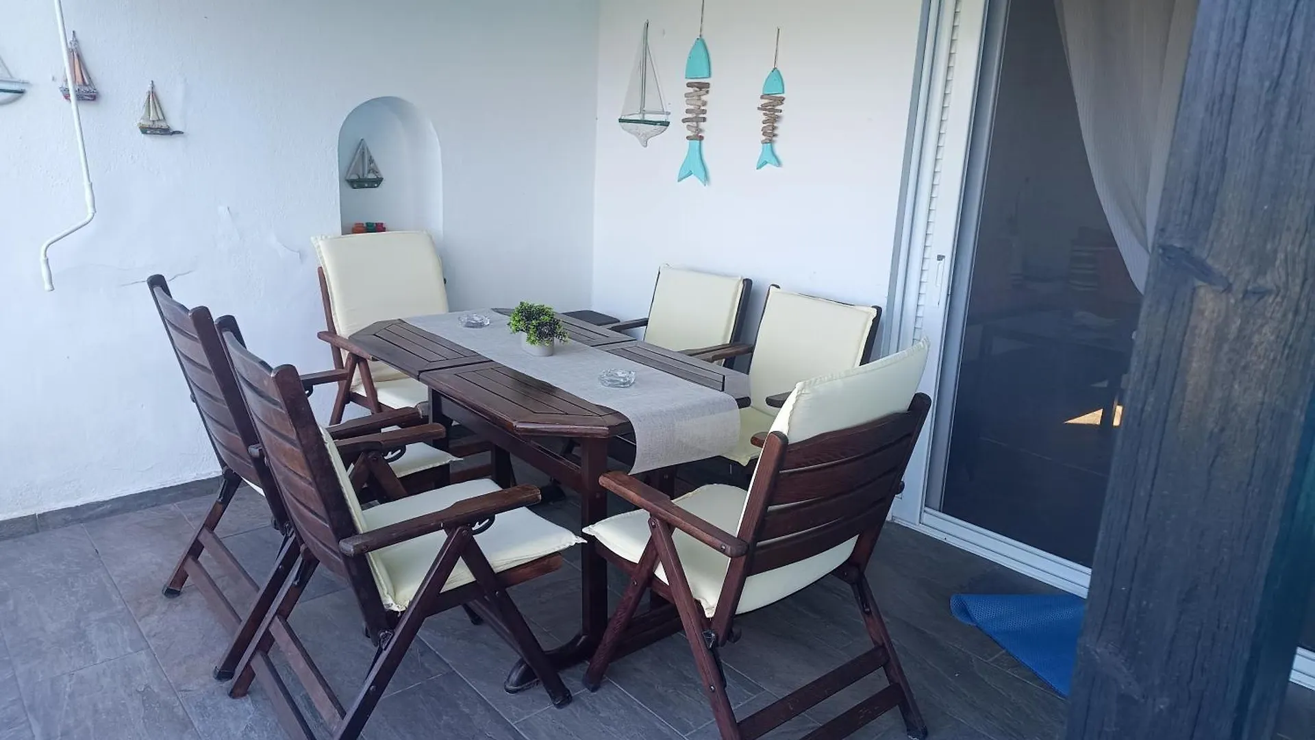 펜션 Elegant Maisonette In Pefkohori